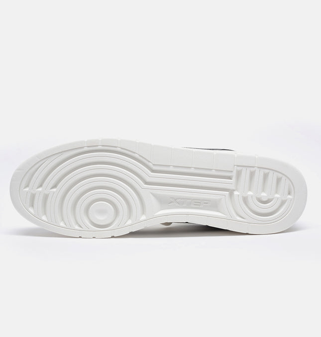 Xtep Colourblocked Skateboarding Shoes