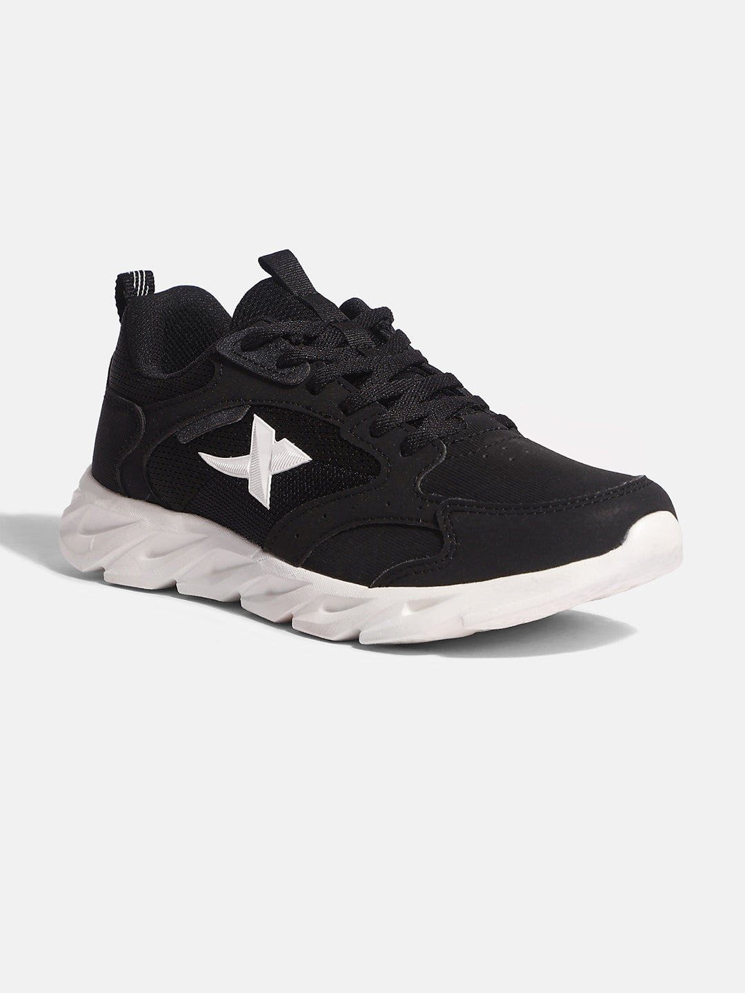Xtep Women Feather Foam Comfort Running Shoes - black