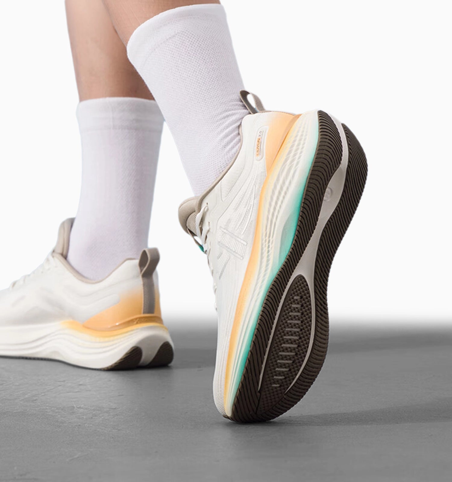 Flowing Cloud 3.0 Comfort Shoe - Tea Stained Yellow