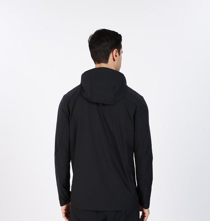 Xtep Men's Anti-UV Water Repellent Running Windbreaker Black