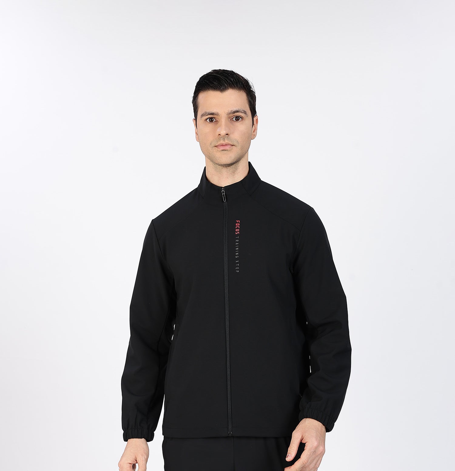 Xtep Men's Training Thermal Windbreaker Black