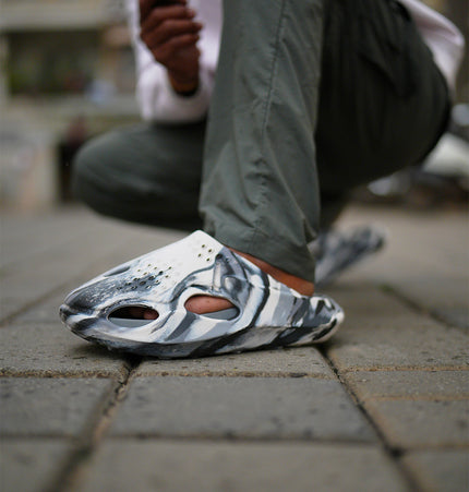 Xtep Unisex Clogs