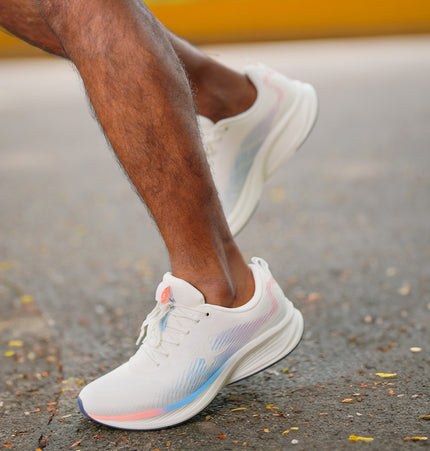 Xtep Men Feather Foam Running Shoes