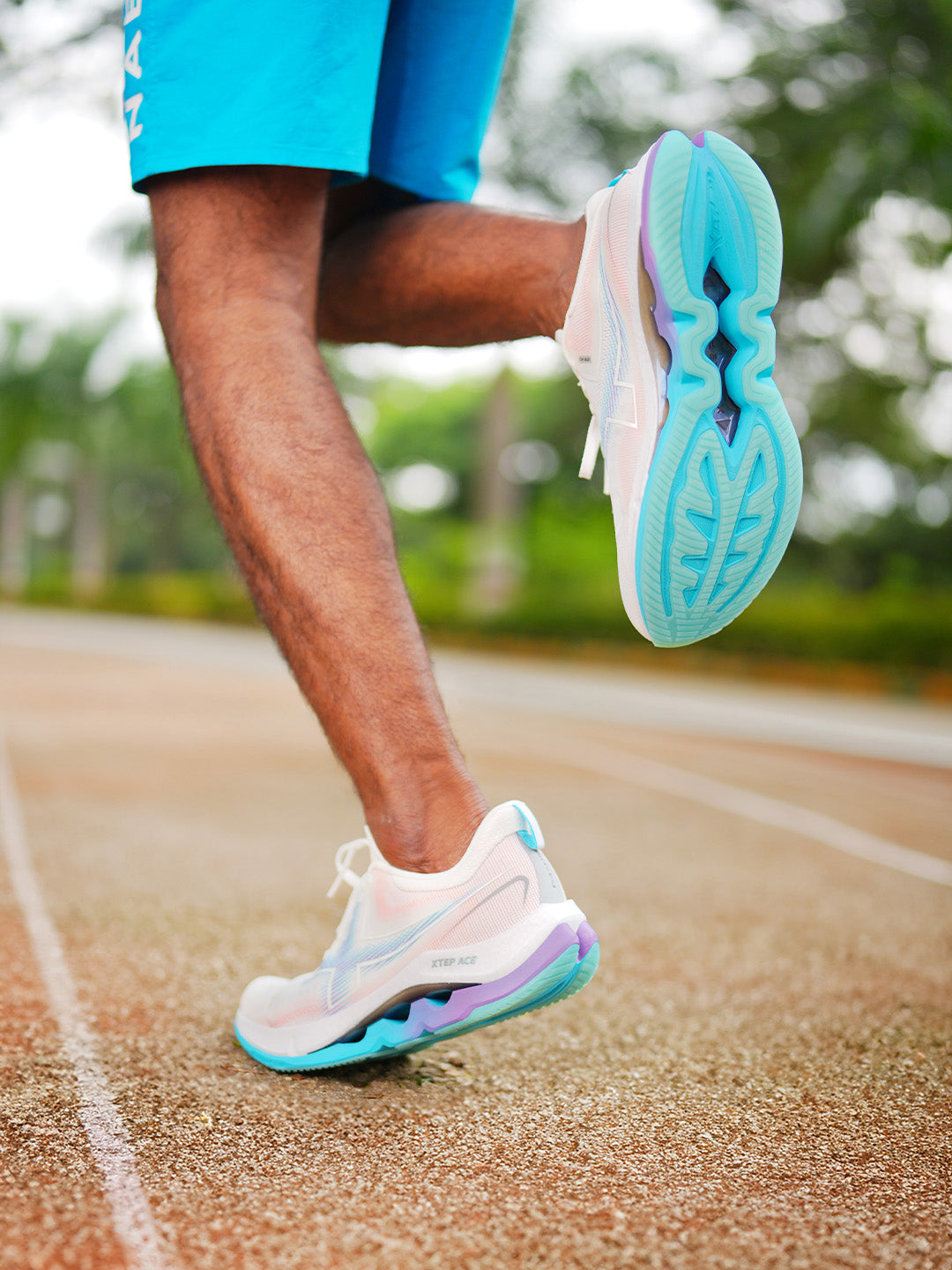 Xtep Men Ace Running Shoes