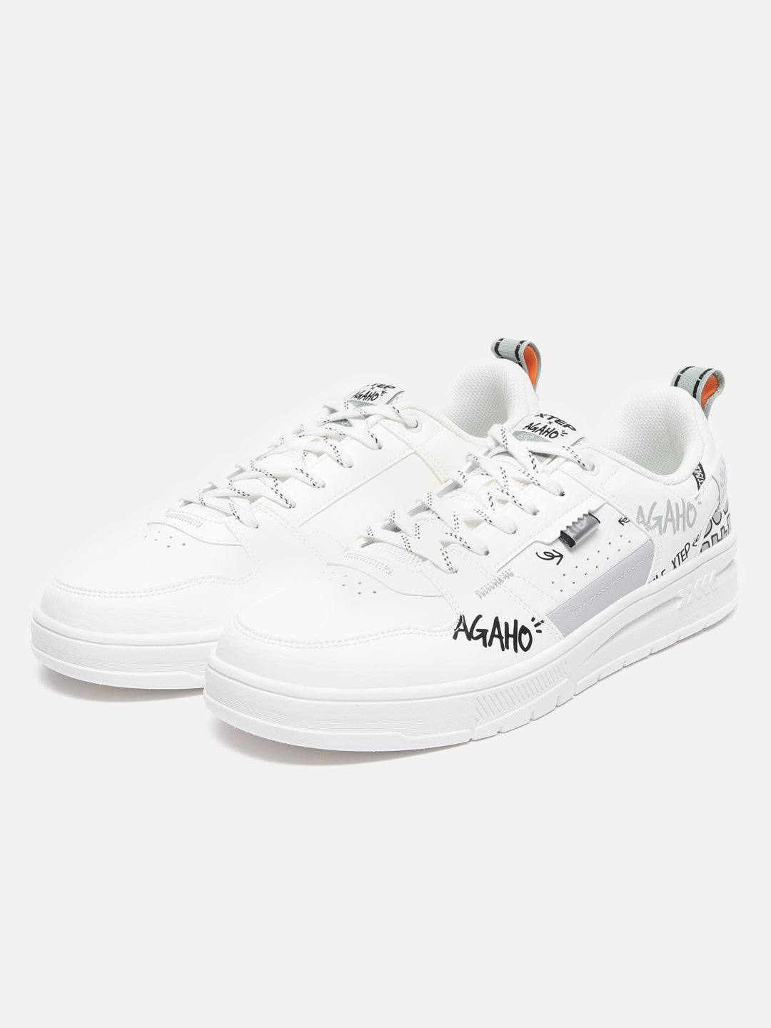 Xtep Colourblocked Sneakers