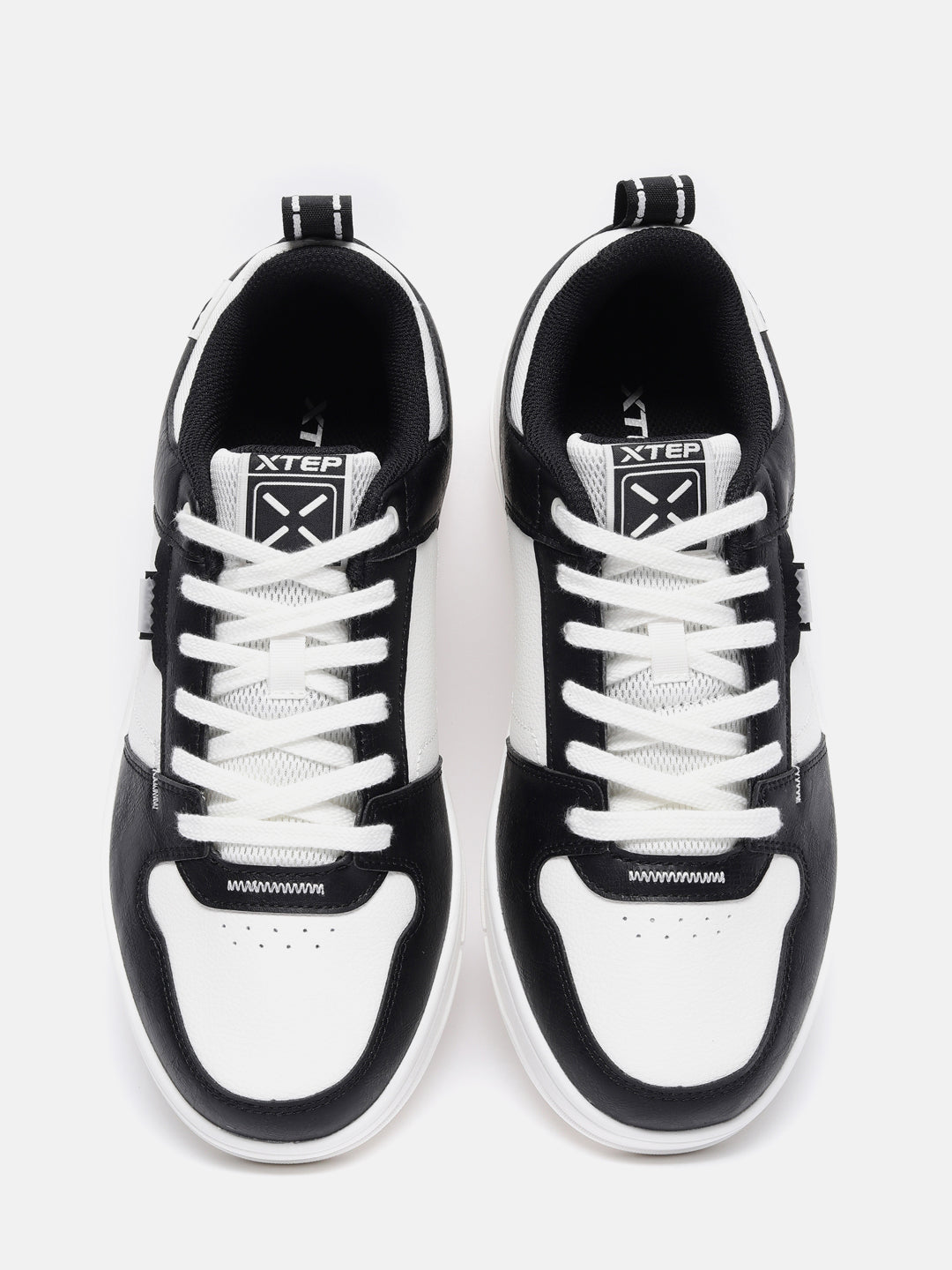 Xtep Colourblocked Sneakers