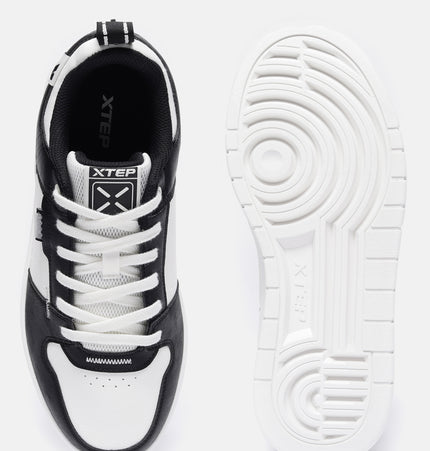 Xtep Colourblocked Sneakers