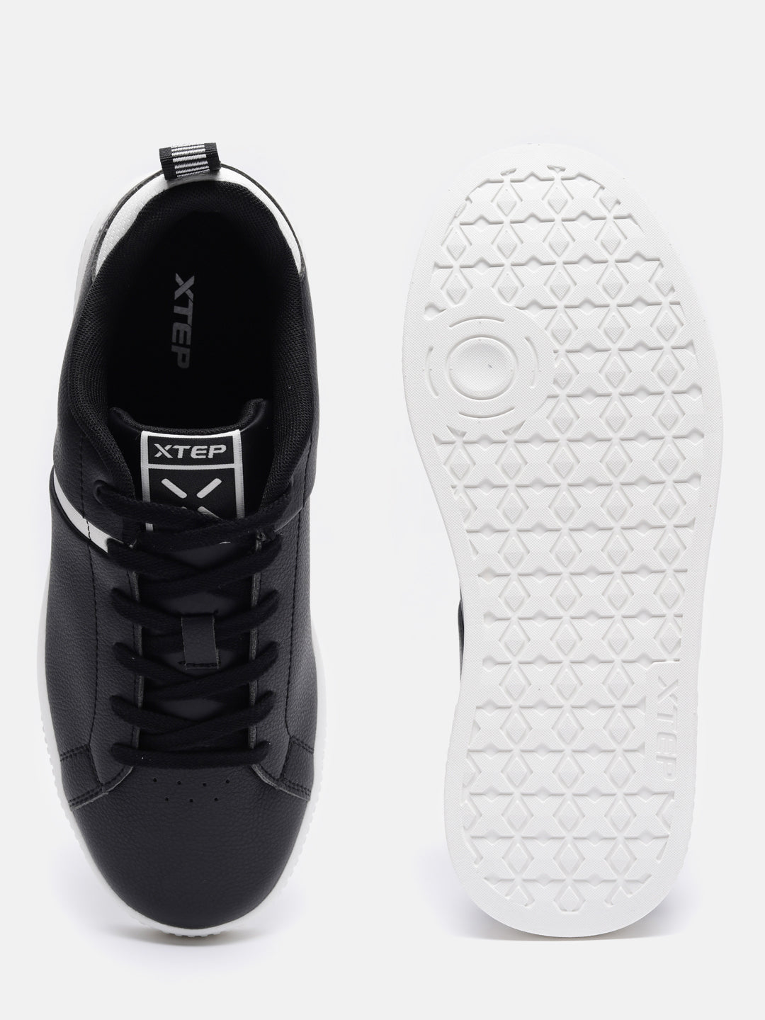 Xtep Colourblocked Sneakers