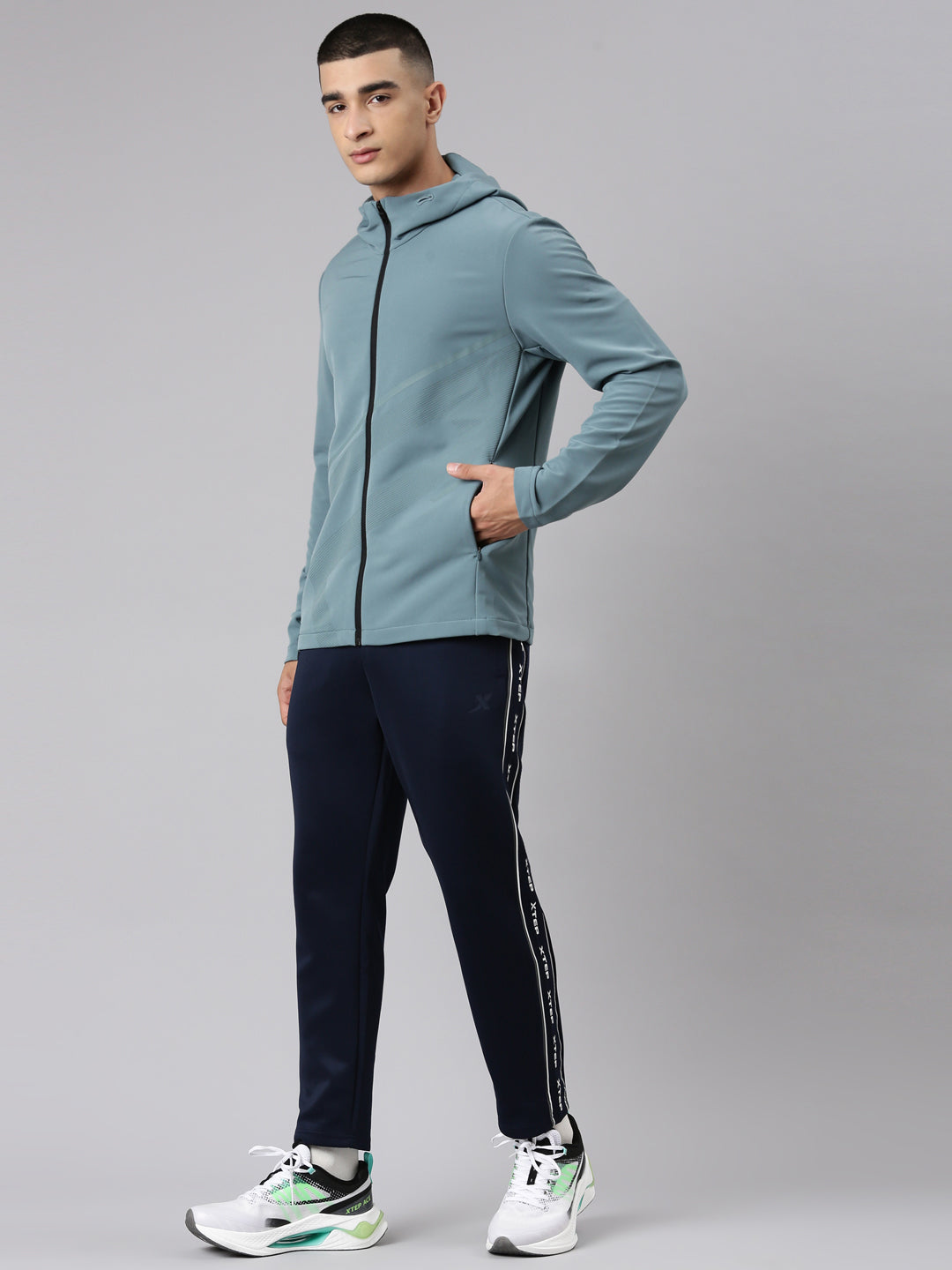 Xtep Printed Comfort Windcheater Jacket