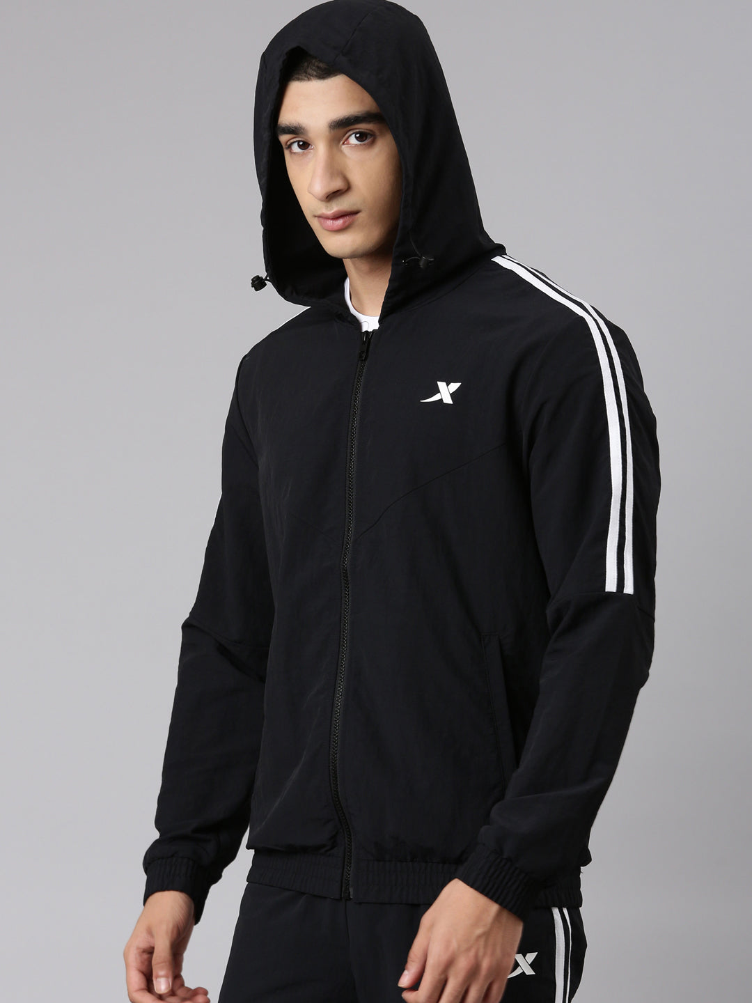 Xtep Men Single-layer Windbreaker