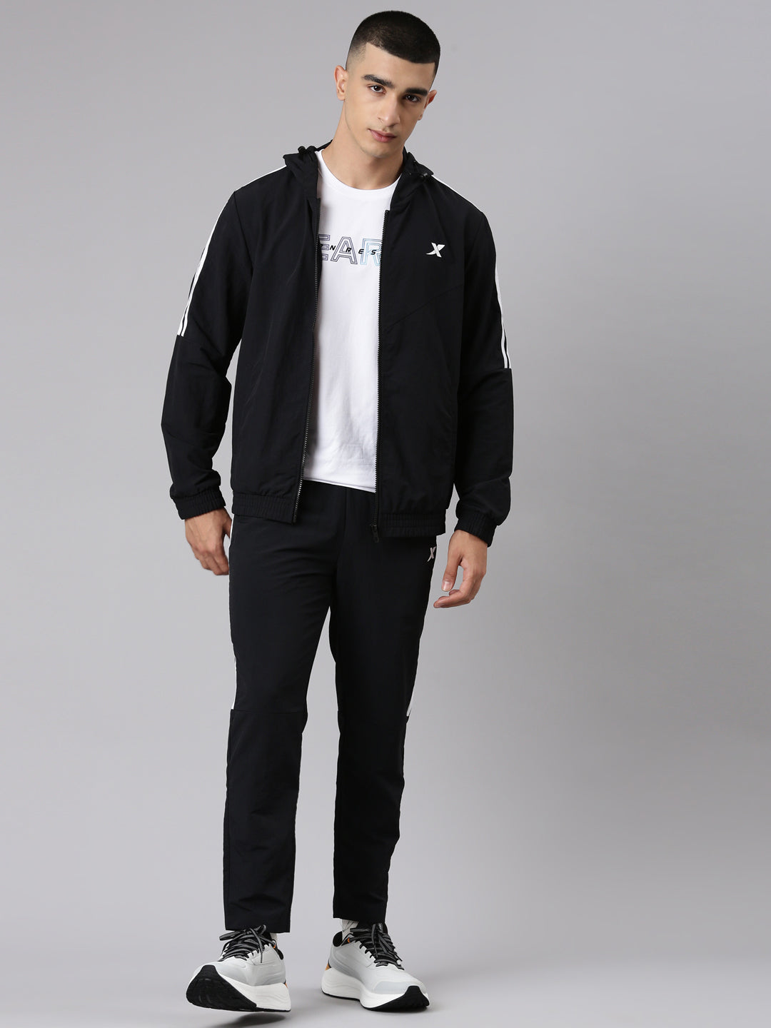 Xtep Men Single-layer Windbreaker