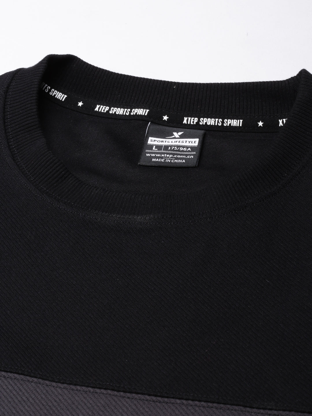 Xtep Colourblocked Sweatshirt