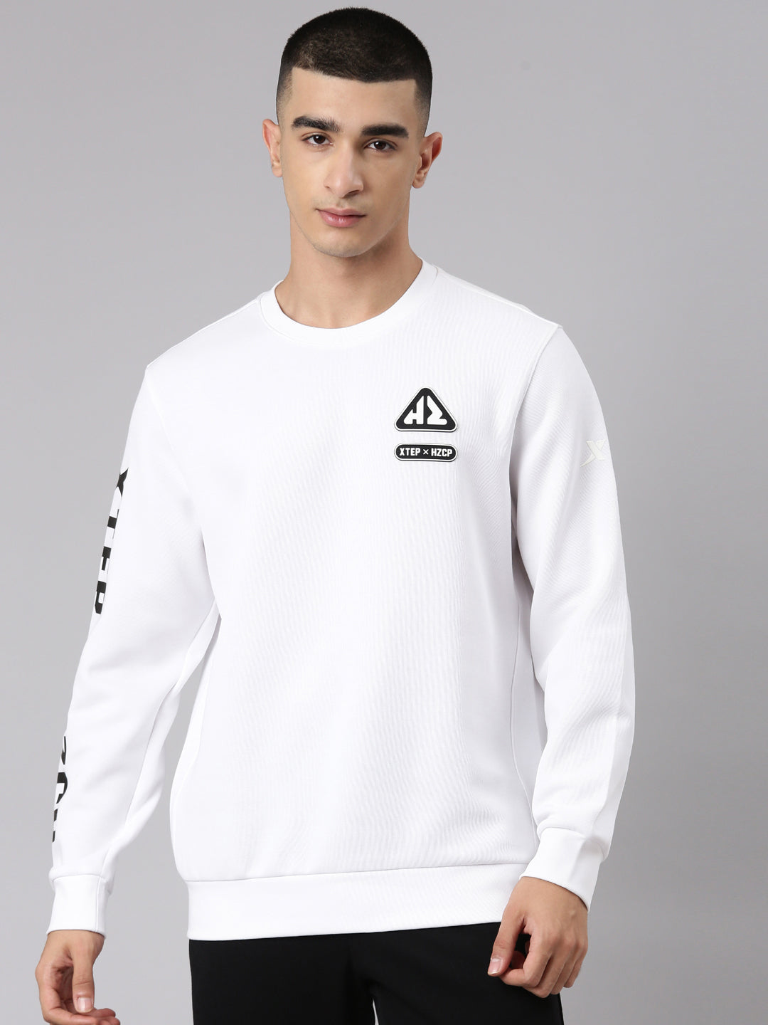 Xtep-Comfort Men Sweater - Pearl White / XS