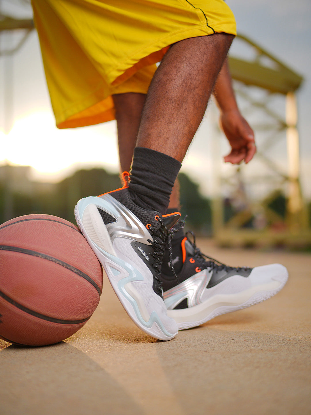 Xtep Men Dynamic Foam Basketball Shoes