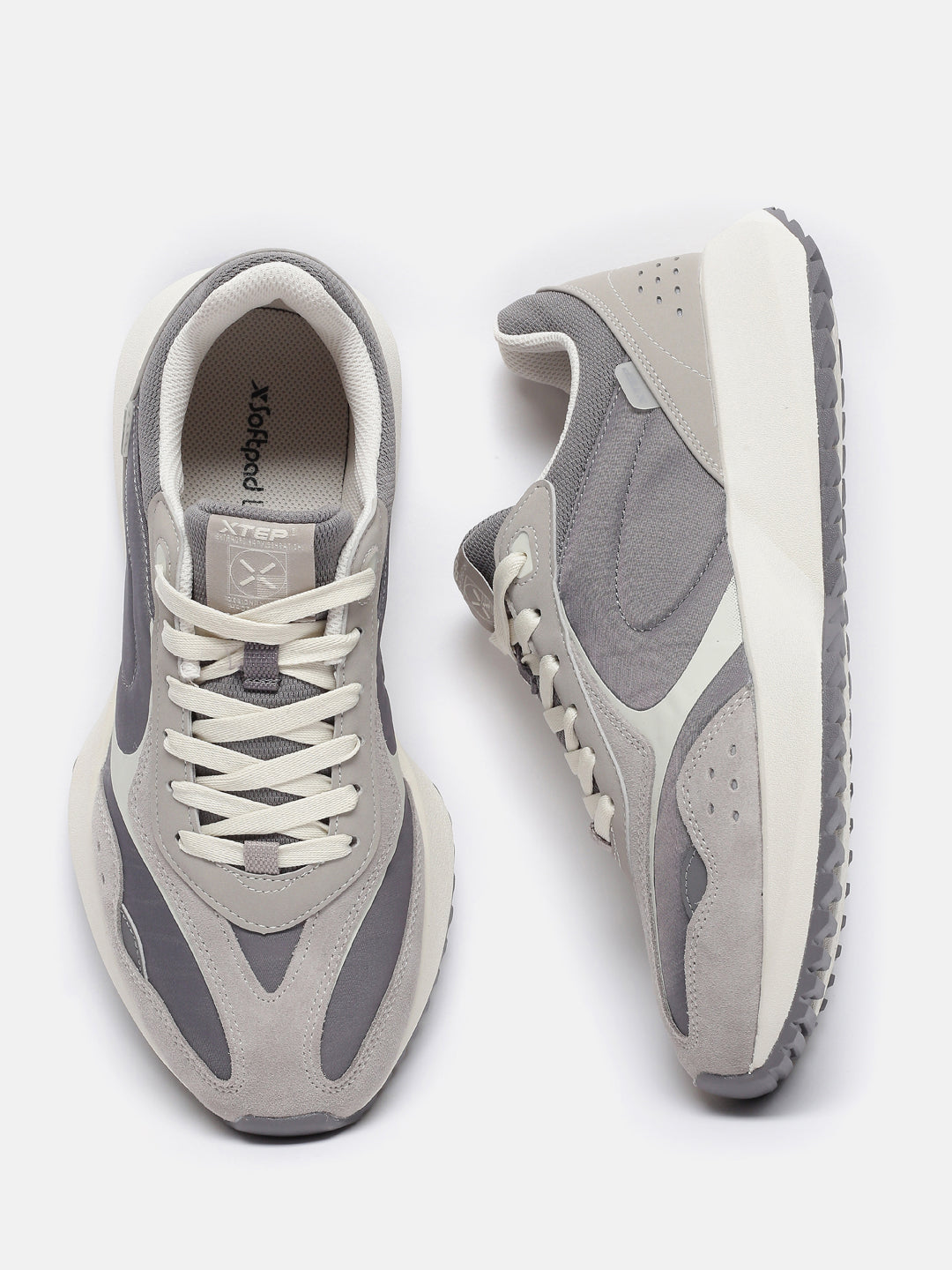 Xtep Men 70’s Retro Casual Shoes