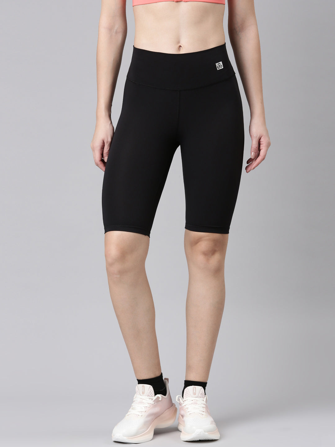 Xtep Women Training Knitted Shorts - Black / XS