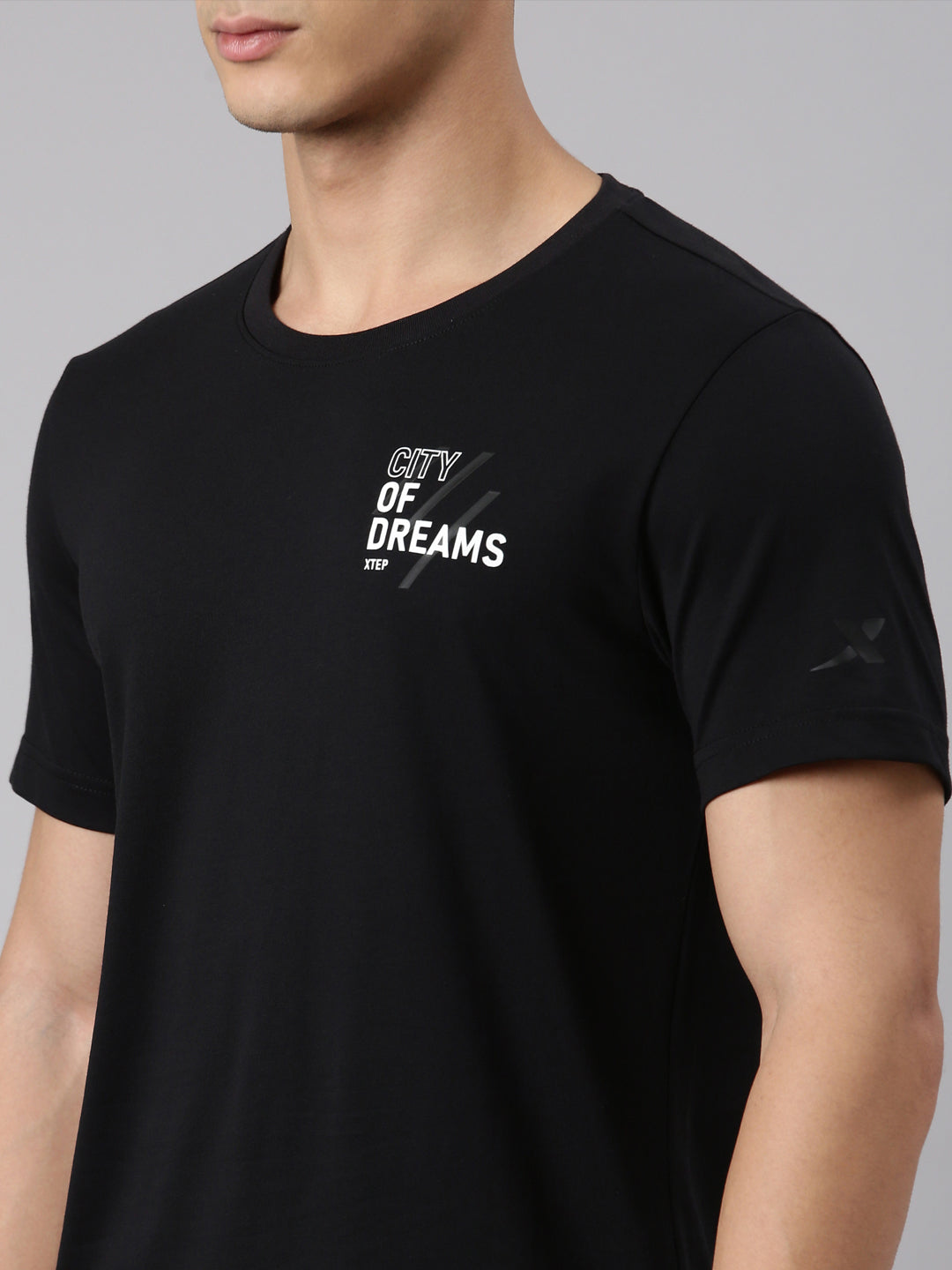 Xtep Men Lifestyle Short-sleeve T-shirt