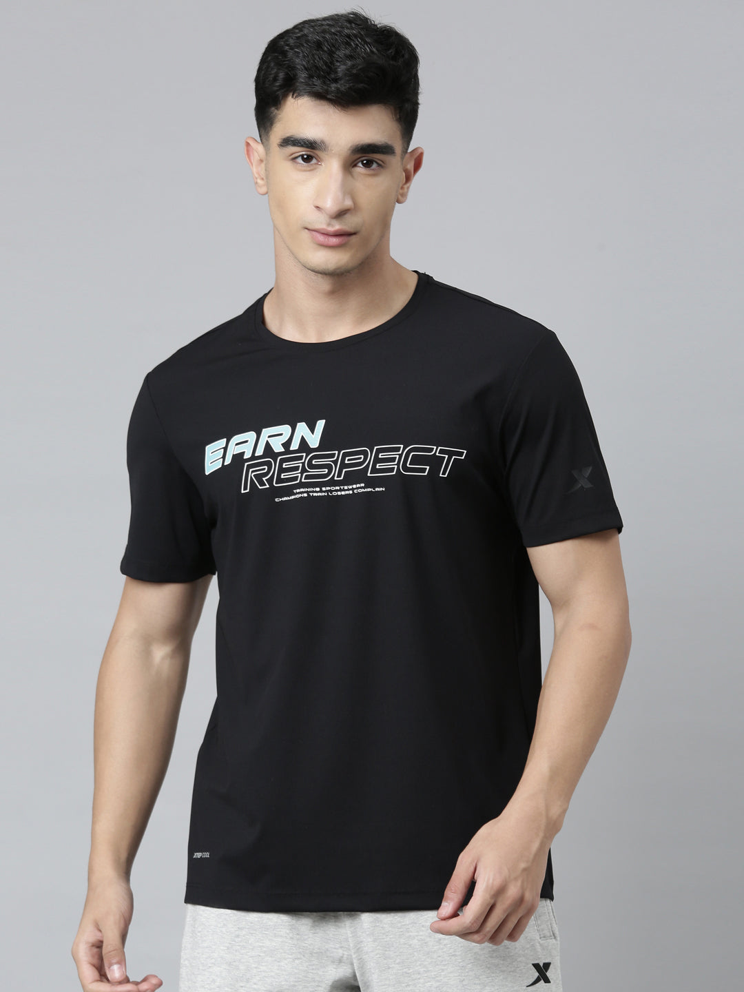 Xtep-Comfort Men Short-sleeve T-shirt - Black / M