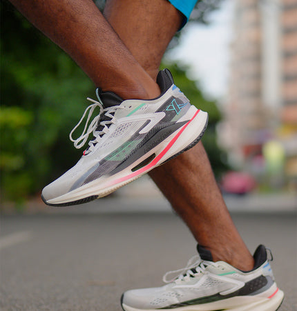 Xtep Men Running Shoes