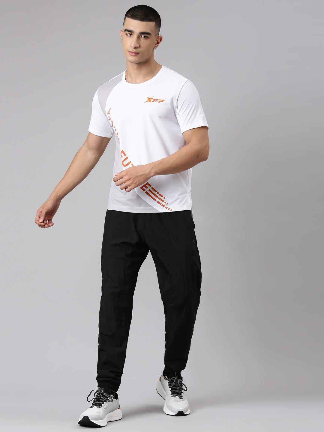 Xtep Men Running Short-sleeve T-shirt