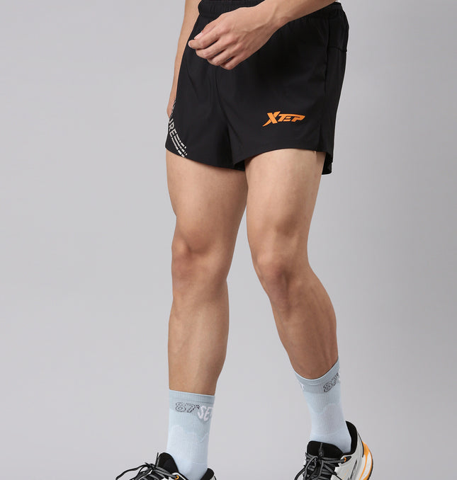 Xtep-Comfort Men Woven Shorts