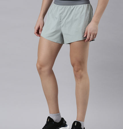 Xtep-Comfort Men Woven Shorts