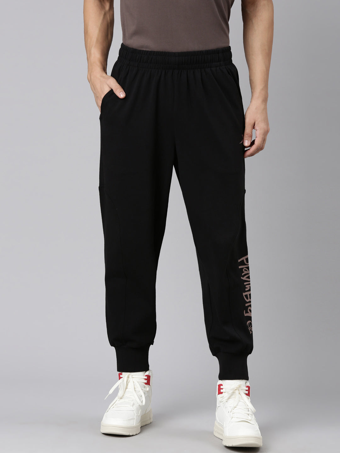 Xtep Women Relaxed Fit Joggers - Black / S