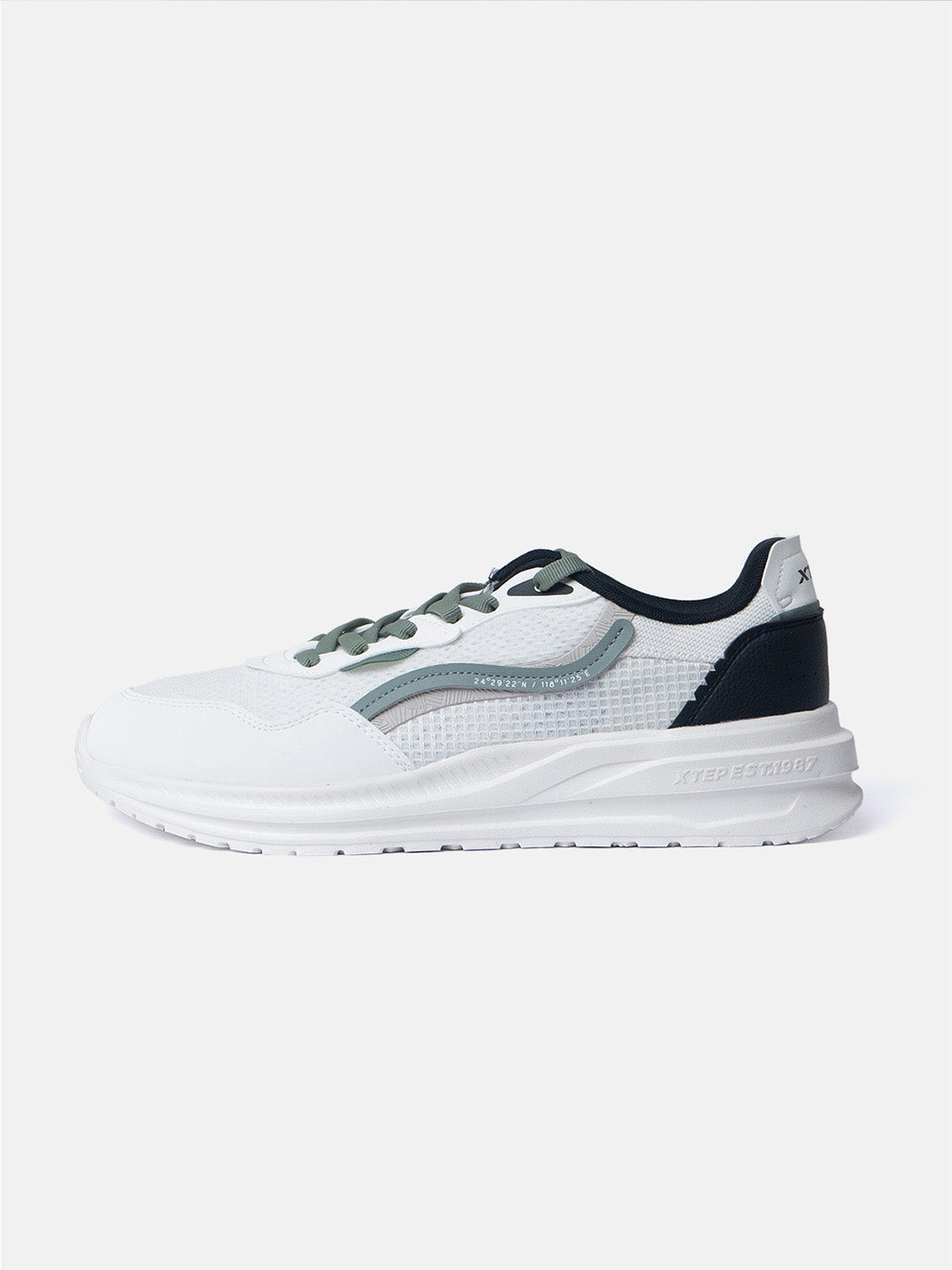 Xtep Men Urban Retro Sneakers