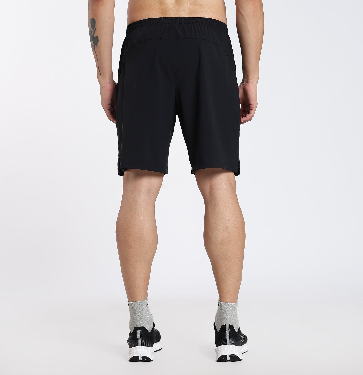 SmoothWeave Woven Shorts - Black